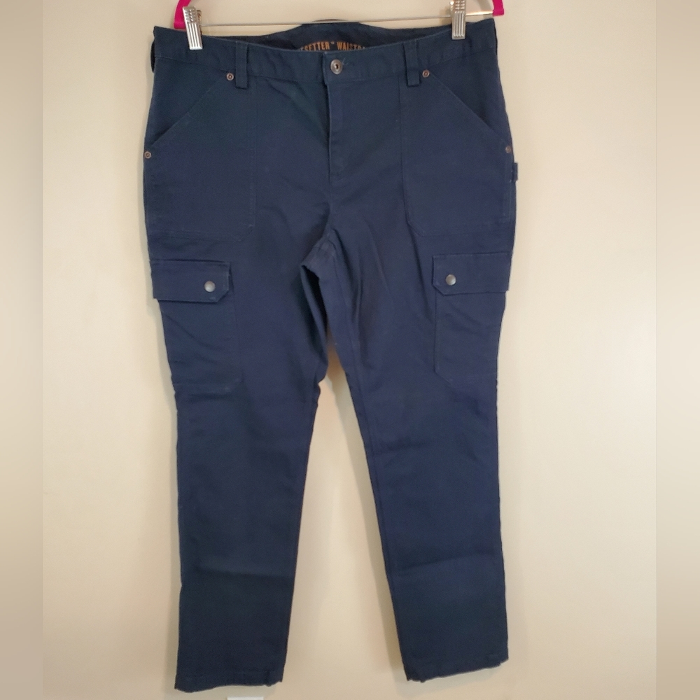 Duluth Trading Co. Cargo Pants Navy, size 14, 33” length, Curvesetter Waistband